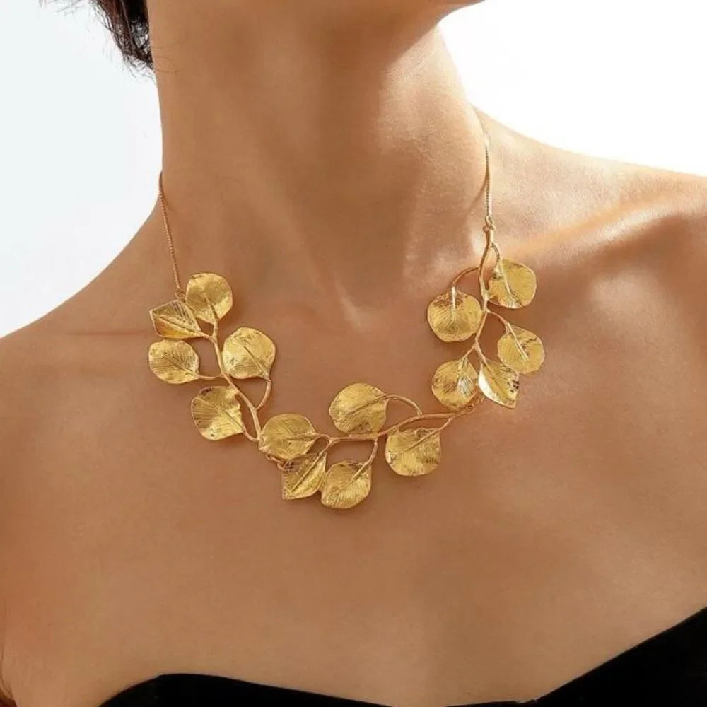 Gold leaf  necklace  S91